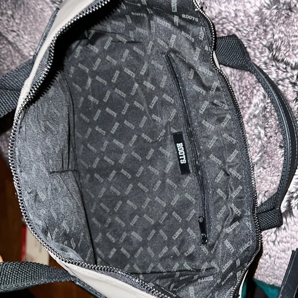 Roots small tote bag - Picture 10 of 15